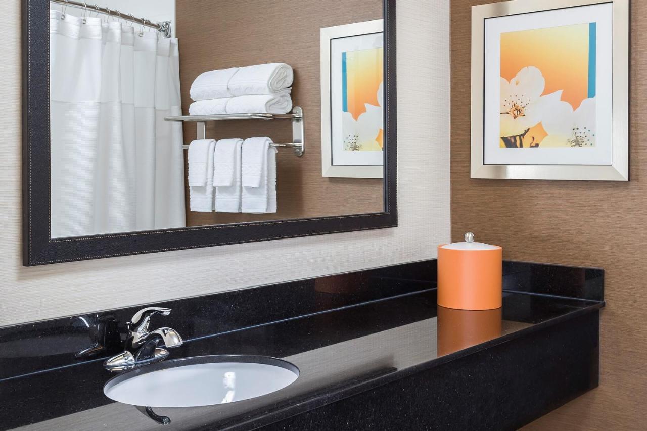 Fairfield Inn & Suites Grand Rapids Bagian luar foto